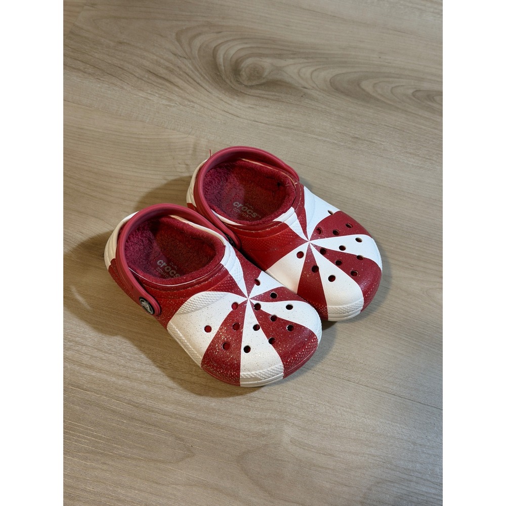 Crocs Clog Red White C 9 Kids Peppermint Glitter Holiday Fuzz Lined Slip On